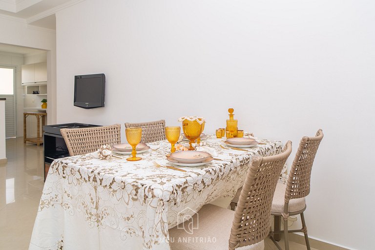 3-Suite Apartment with Barbecue at Enseada Guarujá