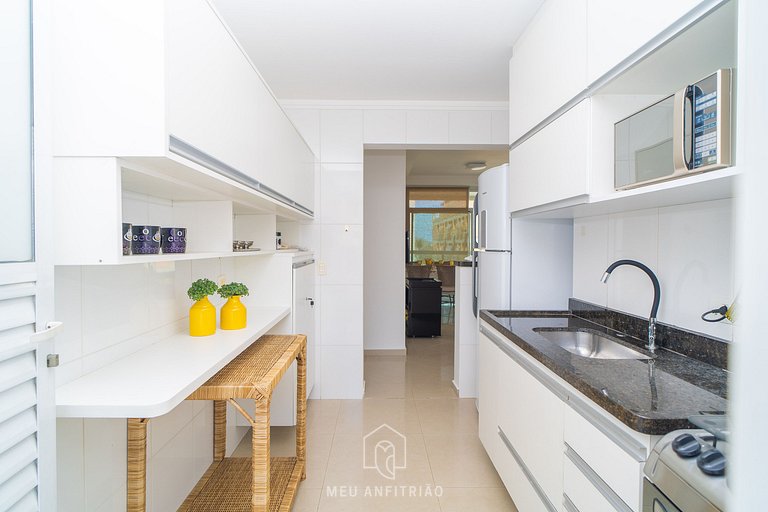3-Suite Apartment with Barbecue at Enseada Guarujá