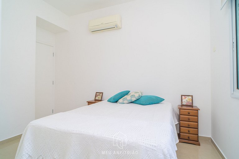 3-Suite Apartment with Barbecue at Enseada Guarujá