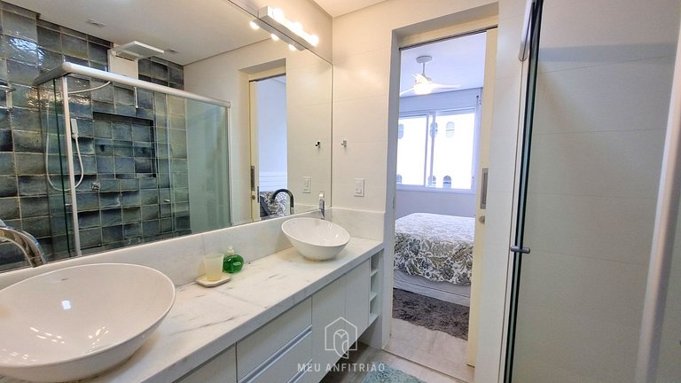 Apartamento de Frente para a Praia das Astúrias Guarujá