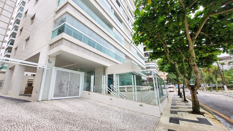 Apartamento Frente al Mar en Playa Astúrias Guarujá