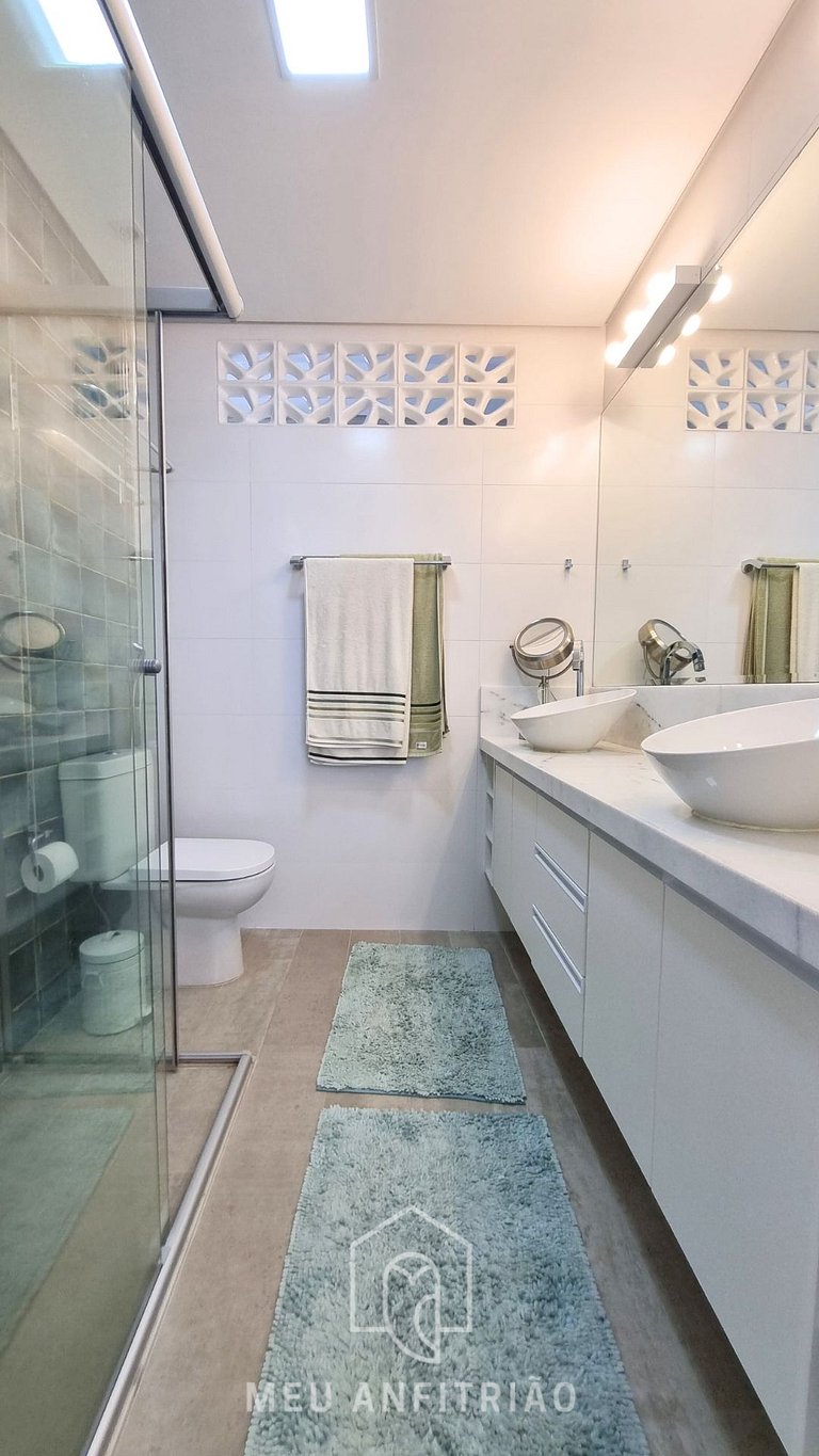 Apartamento de Frente para a Praia das Astúrias Guarujá