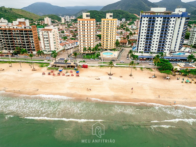 Beachfront Apartment at Martim de Sá Beach Caraguá