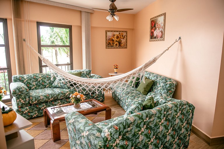 Beachfront Apartment at Martim de Sá Beach Caraguá