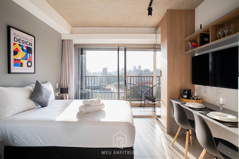 Comfortable Studio with Balcony near Paulista Avenue