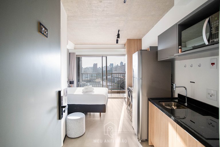 Comfortable Studio with Balcony near Paulista Avenue