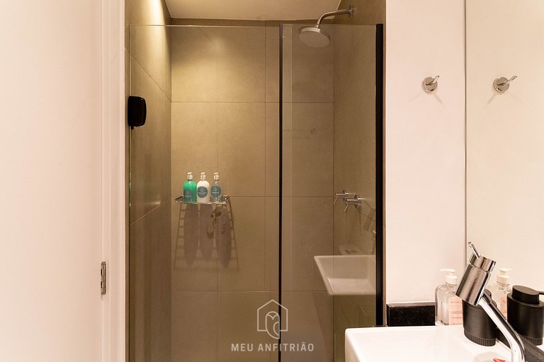 Comfortable Studio with Balcony near Paulista Avenue