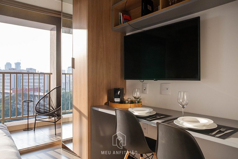Comfortable Studio with Balcony near Paulista Avenue