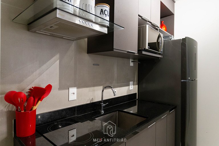 Queen bed | Swimming pool | Gym | Across subway