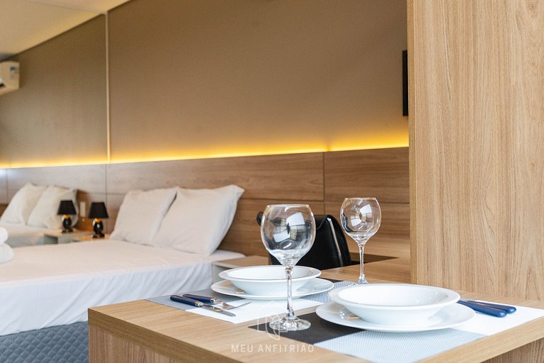 Estudio moderno con vistas a pocos pasos del metro