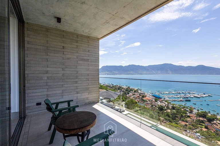 Mansion in Ilhabela