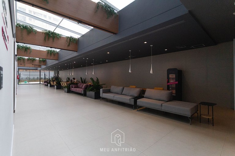 2 people, court and gym 1km from Av. Paulista