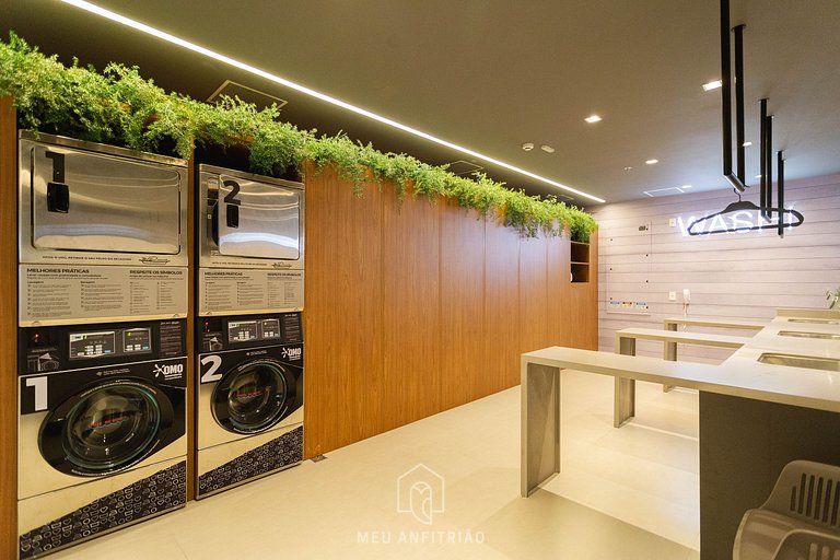 2 people, court and gym 1km from Av. Paulista