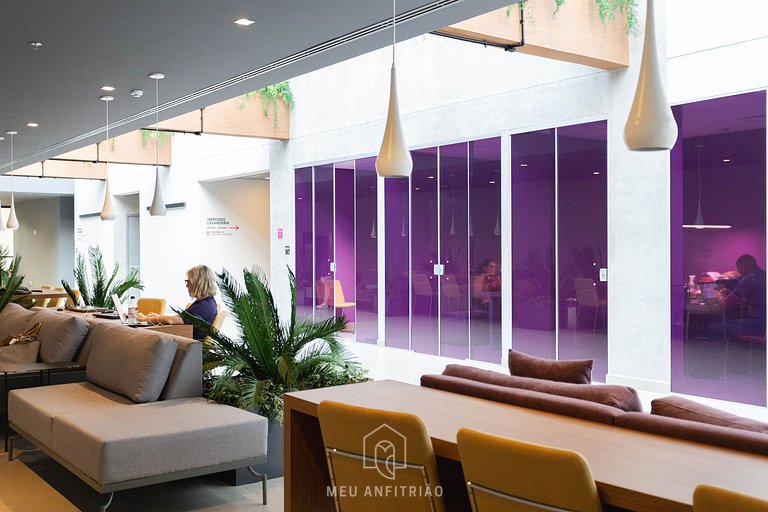 2 people, court and gym 1km from Av. Paulista