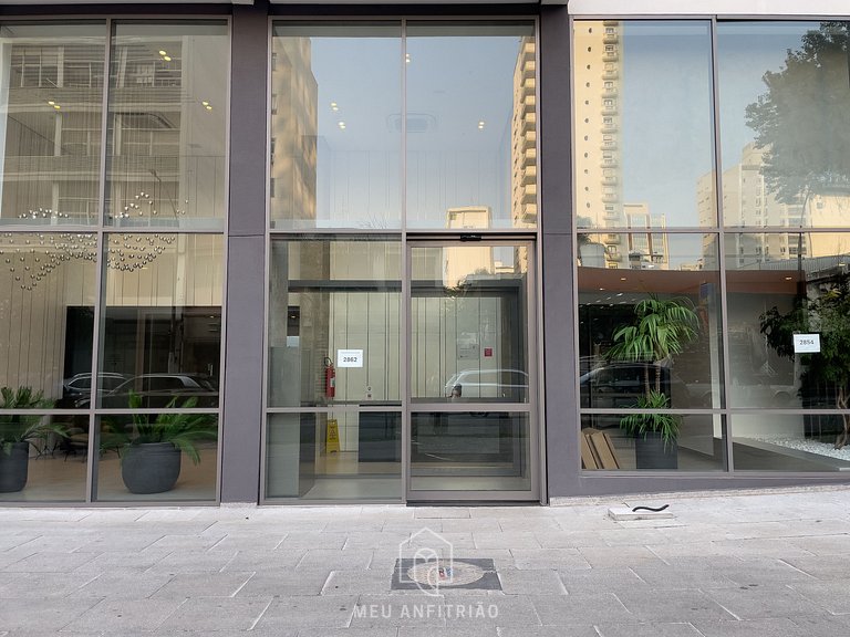 2 people, court and gym 1km from Av. Paulista