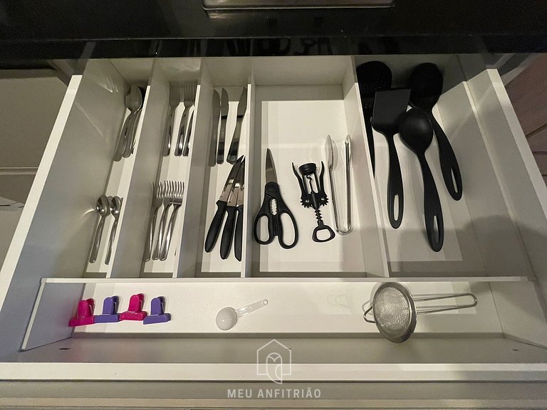 Cozy Studio with Oil Heater in Front of Metro