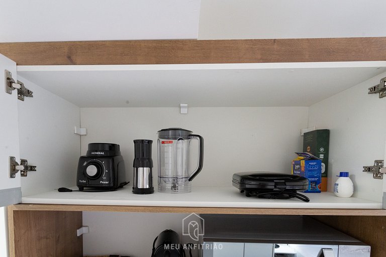 Functional studio near the subway with garage