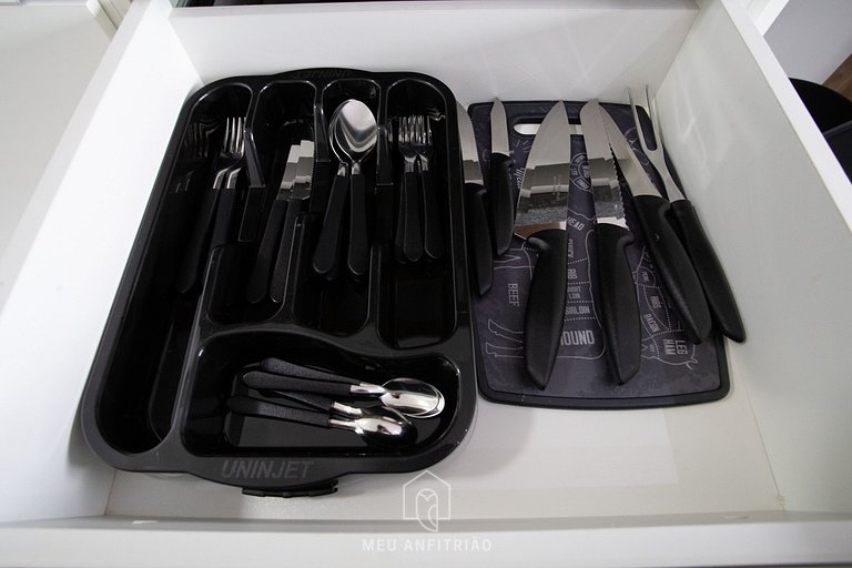 Functional studio near the subway with garage