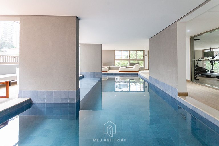 Studio for 2, balcony, near Rebouças Avenue.