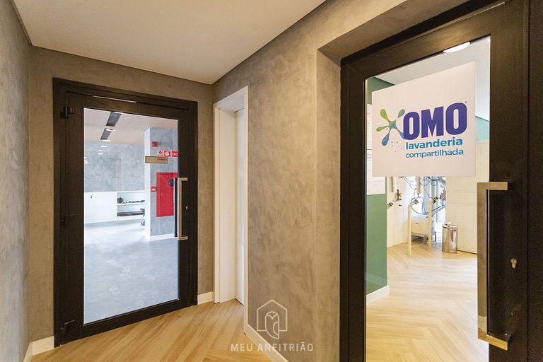 Studio for 2, TV, full leisure next to the subway