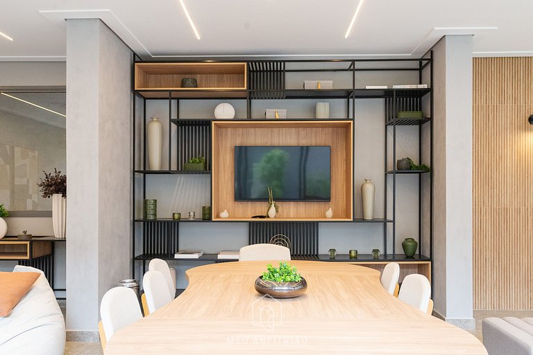 Studio p/4, varanda perto da Av Faria Lima