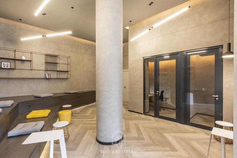 Spacious Studio with Balcony Near Faria Lima Avenue