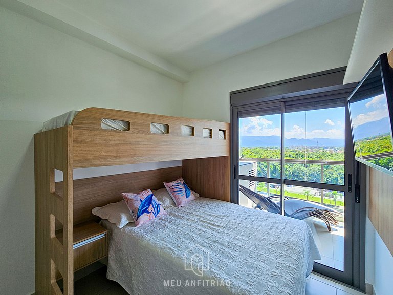 Apartment in Bertioga with Pool and Barbecue