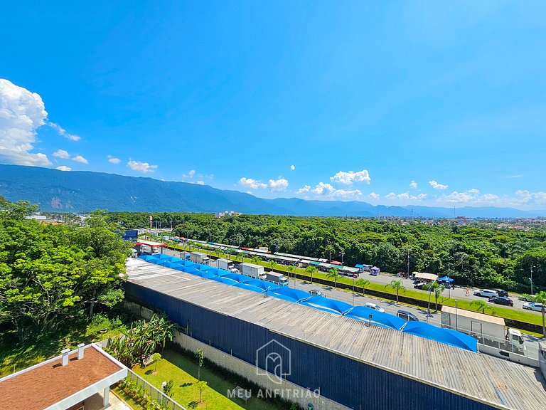 Apartamento en Bertioga con Piscina y Parrilla