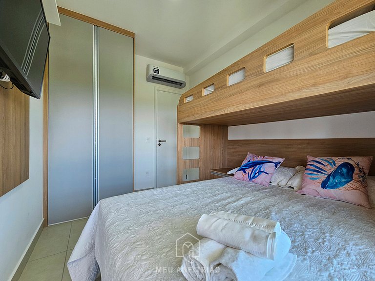 Apartamento en Bertioga con Piscina y Parrilla