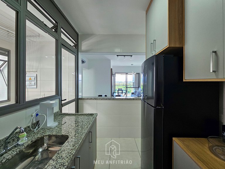 Apartamento en Bertioga con Piscina y Parrilla