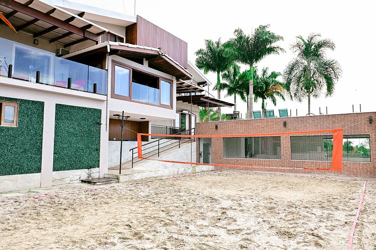 16 personas | Piscina clim. | Tenis | 900m playa