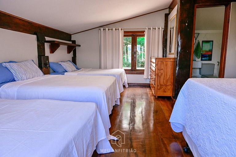 16 personas | Piscina clim. | Tenis | 900m playa