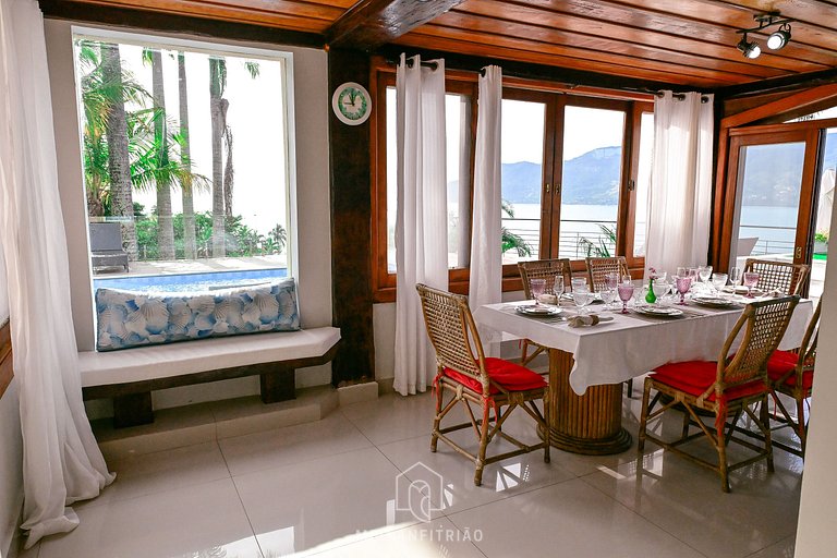 16 personas | Piscina clim. | Tenis | 900m playa