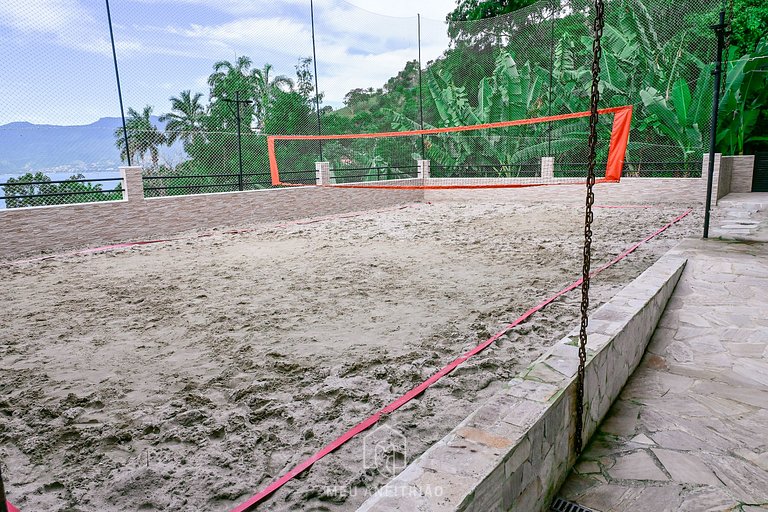 16 personas | Piscina clim. | Tenis | 900m playa