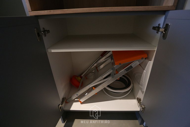 Spacious Studio with Balcony Near Faria Lima Avenue