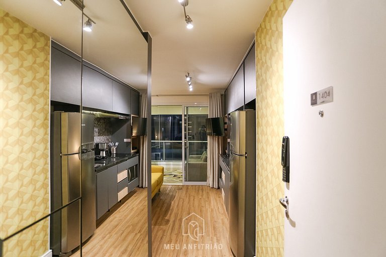 Comfortable Apartment for 4 with on Rua da Consolação