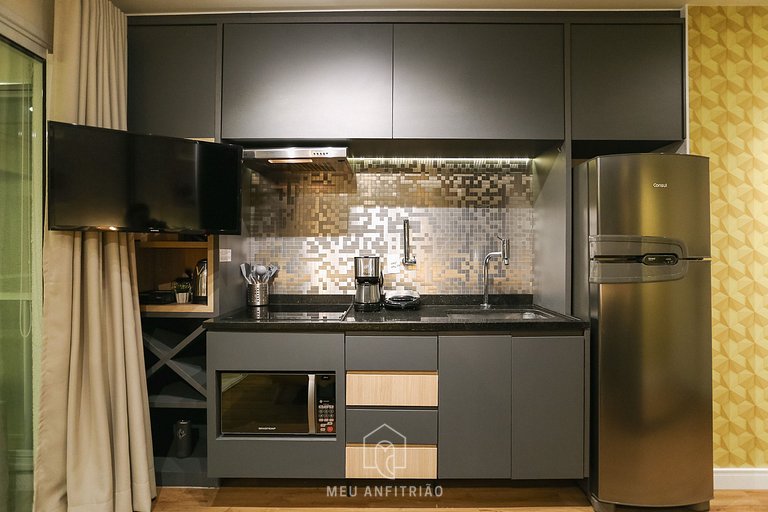 Comfortable Apartment for 4 with on Rua da Consolação