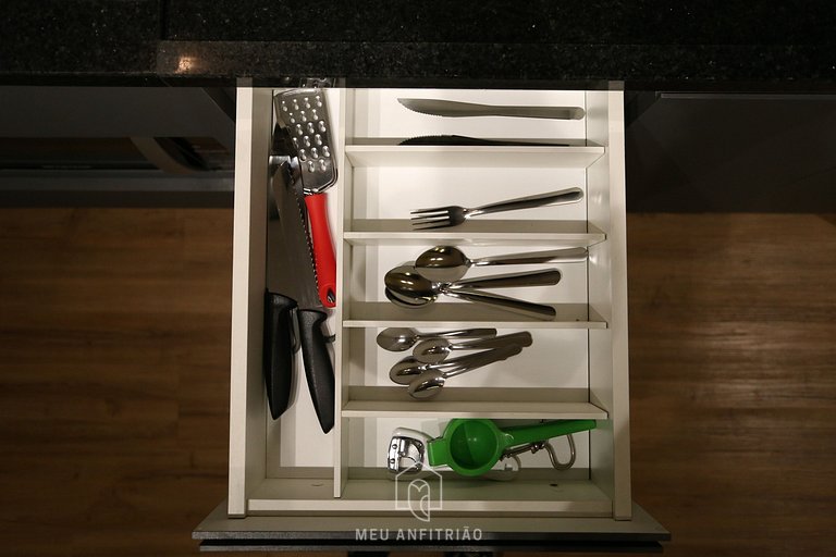 Comfortable Apartment for 4 with on Rua da Consolação