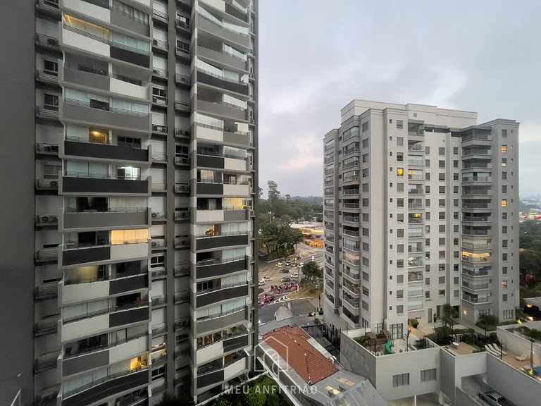 Large studio for 3 & garage 600m from the subway