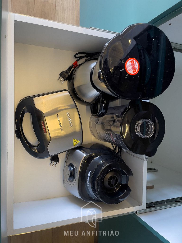 35m² apartment w/ garage 1km from Ibirapuera Park