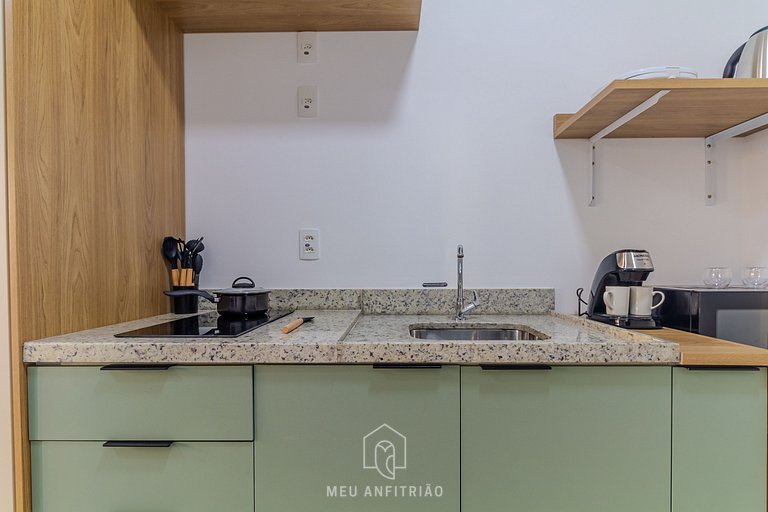 Balcony, kitchen, gym 2 km from Ibirapuera Park