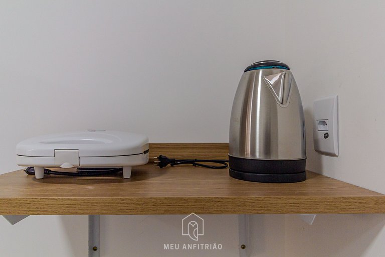 Balcony, kitchen, gym 2 km from Ibirapuera Park