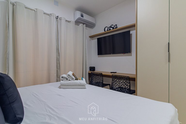 Balcony, kitchen, gym 2 km from Ibirapuera Park