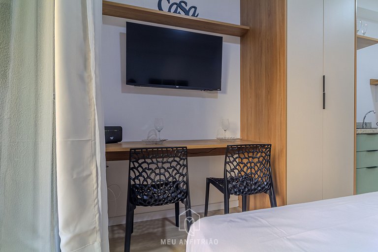 Balcony, kitchen, gym 2 km from Ibirapuera Park