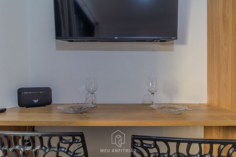 Balcony, kitchen, gym 2 km from Ibirapuera Park