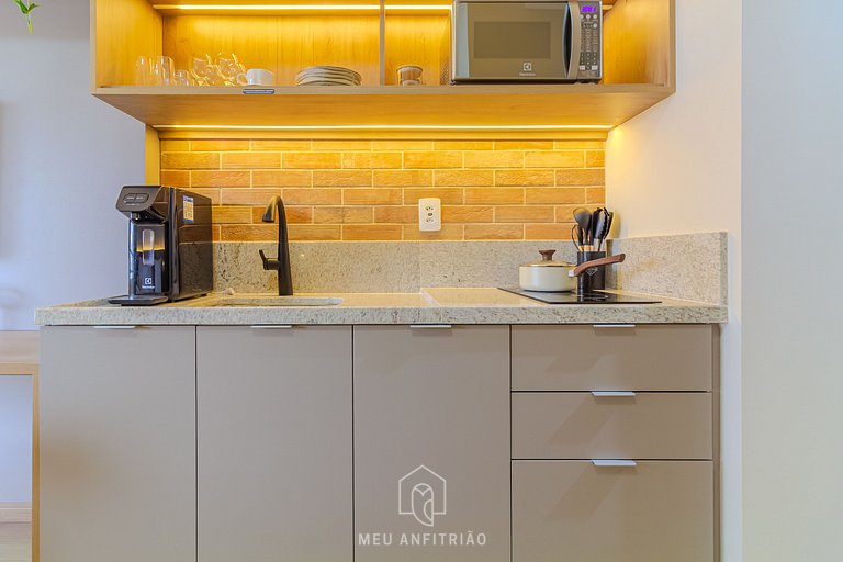 New studio, balcony, leisure, 100m from subway