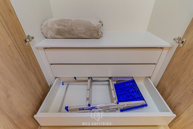 New studio, balcony, leisure, 100m from subway