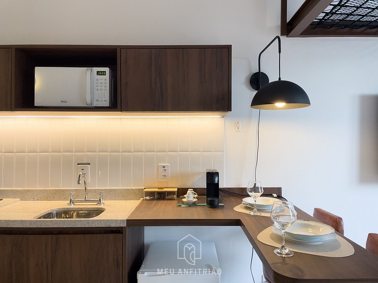 Estudio con mezzanine y balcón a 600m del metro en Vila Mari