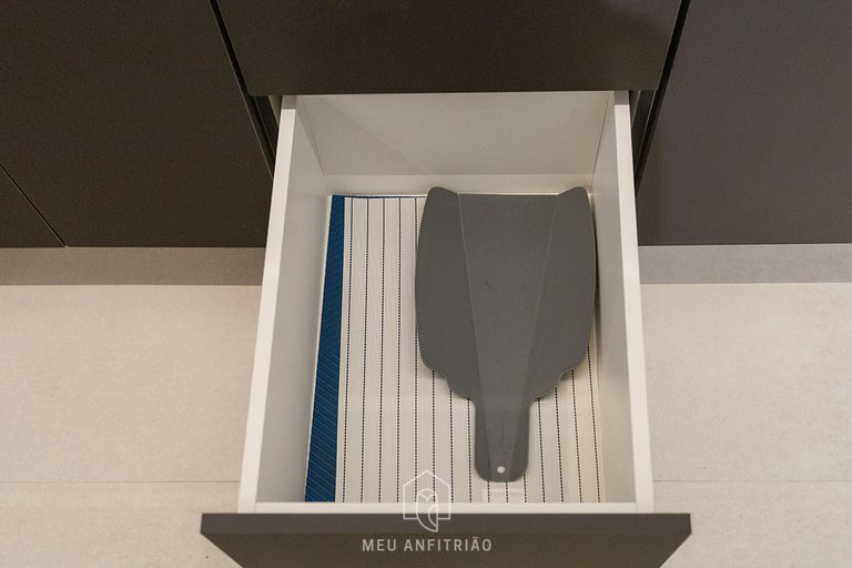 Studio p/ 2 com piscina próximo ao Beco do Batman