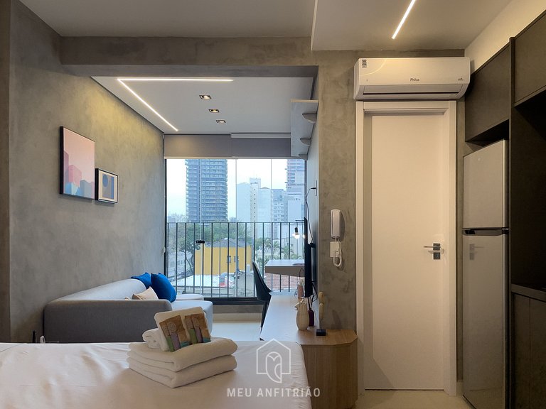 Studio p/ 2 com piscina próximo ao Beco do Batman